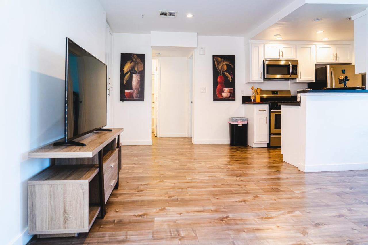 Modern Remodeled 1-Bedroom Close To Hollywood Walk Of Fame With Parking ลอสแอนเจลิส ภายนอก รูปภาพ